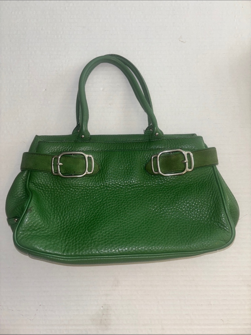 COLE HAAN VINTAGE GREEN LEATHER HANDBAG SILVER HARDWARE SUEDE DETAIL
PRELOVED